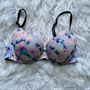 SOLD Victoria Secret TShirt Bra 34C